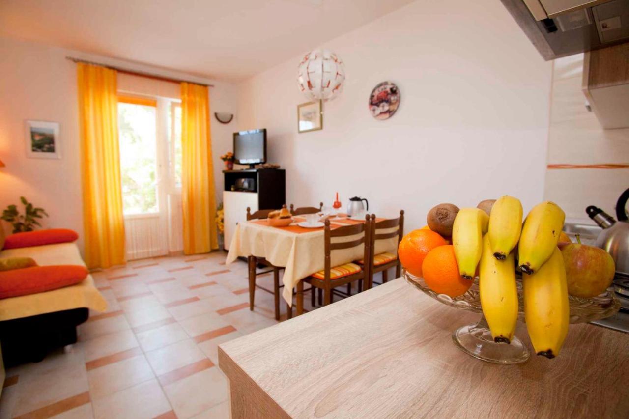 Apartment Vrbnik 8 Dış mekan fotoğraf